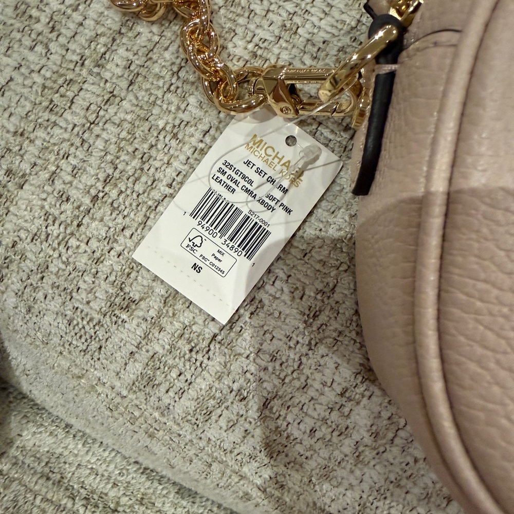Michael Kors Jet Set Charm Crossbody - Picture 3 of 4
